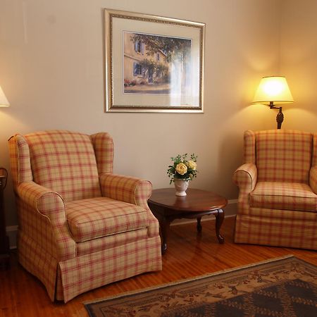 The Woodlawn Inn Cobourg Interiør billede
