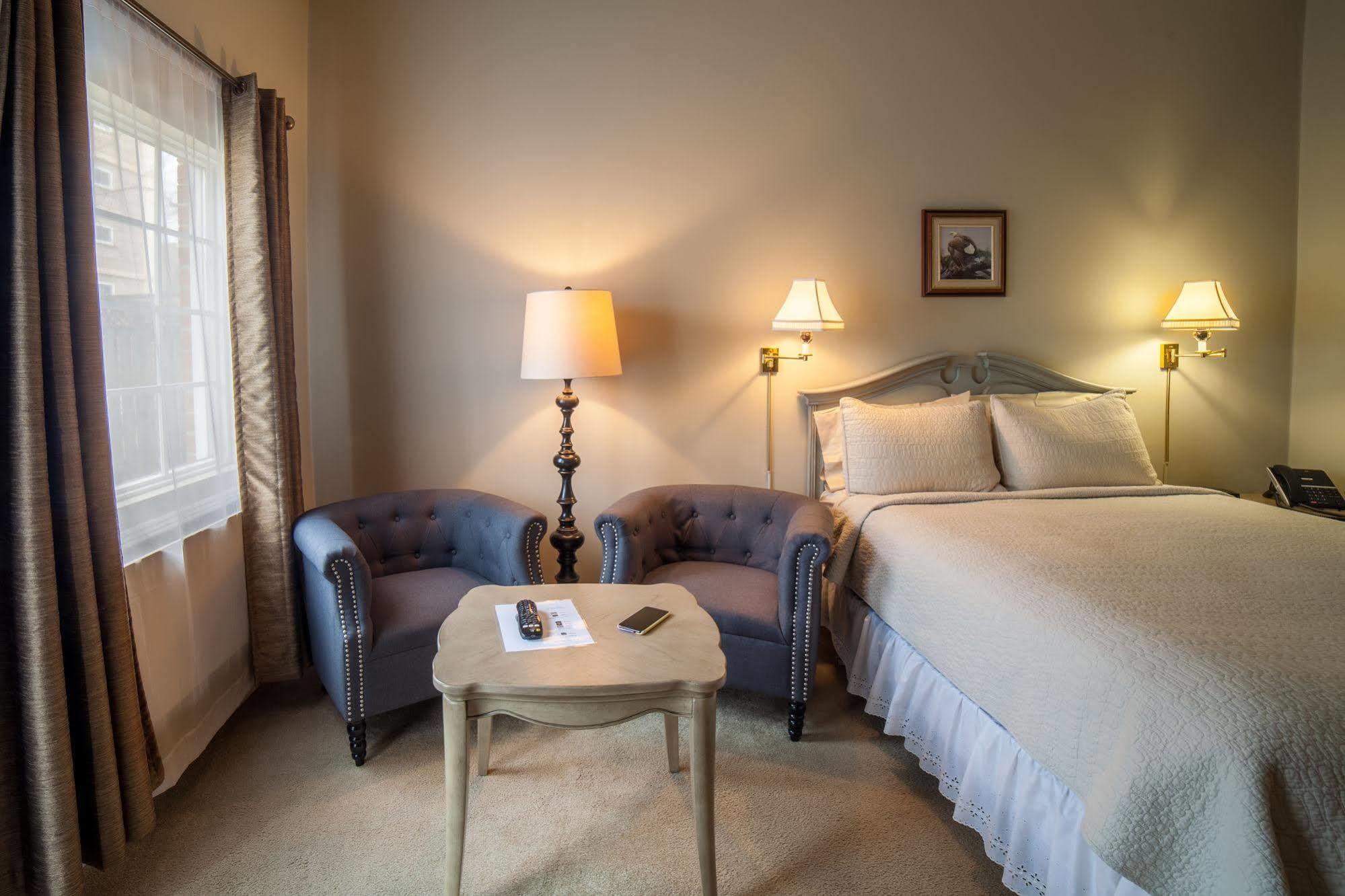 The Woodlawn Inn Cobourg Eksteriør billede